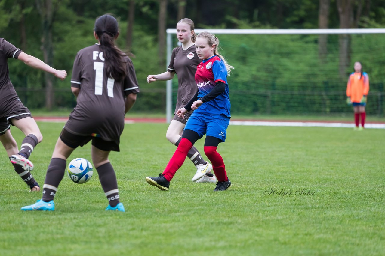 Bild 131 - wCJ VfL Pinneberg3 - St.Pauli : Ergebnis: 2:1